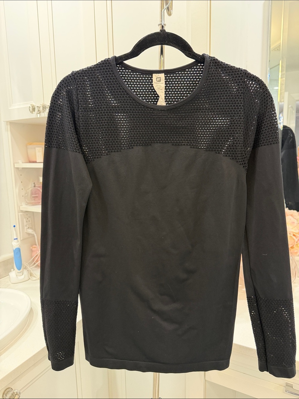 Fabletics Black Long-Sleeve Mesh Panel Active Top